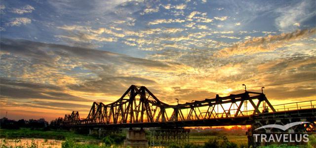 ha noi, ve may bay pleiku ha noi